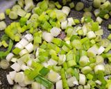 Medvehagymás, sajtos szarvacska (vegán)🌱 recept fázis 1 fotója