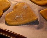 A picture of step 8 of Orange and cardamom biscuits.