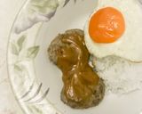 Foto langkah ke 4 dari resep Loco Moco - Beef Patty Rice with Brown Sauce and Sunny Side Up Egg #SiapRamadan.