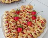 Foto langkah ke 11 dari resep Caterpillar Bread.