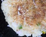 A picture of step 4 of Rava Uttapam.