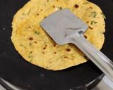 A picture of step 4 of Coriander fanugreek Thepla.