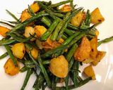 A picture of step 5 of Roasted Potatoes and Green Beans.