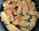 Foto del paso 6 de la receta: Pollo rebozado en Corn Flakes