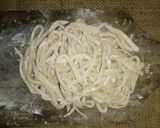 Foto langkah ke 10 dari resep Mie Mentah Homemade (Tanpa Telur Tanpa Alat Giling).