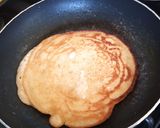 A picture of step 2 of Banana pancakes.