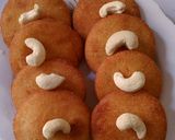 A picture of step 5 of Khsta poori.