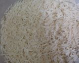 A picture of step 1 of Soya palak pulao.