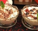 A picture of step 4 of Curd Mousse with berry blast.