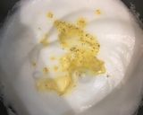 Une image de l'étape 4 de Omelette à la crème fraîche et au gruyère.