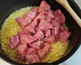 Foto del paso 2 de la receta: Estofado de ternera al vermút
