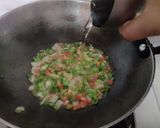 A picture of step 2 of Wai wai and yippee combo.