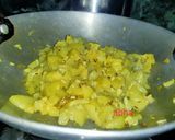 A picture of step 5 of Lauki jeera wali...