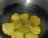 आलू की कुरकुरी पकोड़े (Aloo ki kurkuri pakode recipe in hindi) रेसिपी चरण 3 फोटो