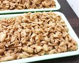 Foto langkah ke 8 dari resep Kue bawang gunting (kue bawangnya Rang Awak).