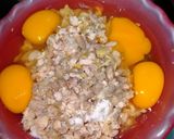 Foto langkah ke 3 dari resep Martabak Telur Rumahan.