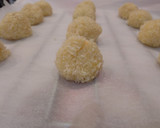Foto del paso 3 de la receta: Coquitos🍽️