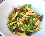 Foto del paso 4 de la receta: Casarecce pasta con bimi, pesto y jamón