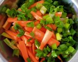 Foto langkah ke 1 dari resep Udang Sayur Saos Padang.