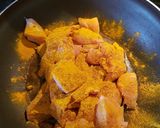 A picture of step 3 of Nepalese nasi goreng.