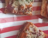 A picture of step 12 of Bread pizza.