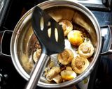 A picture of step 4 of Creamy Mushroom with Peri Peri Sauce.