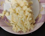 A picture of step 2 of Potato pappad.