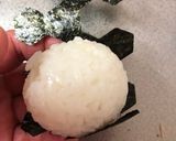 A picture of step 7 of World Cup Rice Ball.
