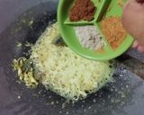Foto langkah ke 3 dari resep 745.Opor Kuning Ayam Kampung (Bumbu Dasar Kuning).