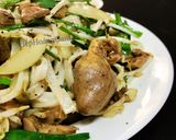 Hình bước làm 3 của món Hủ Tiếu Xào Lòng Gà