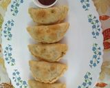 A picture of step 4 of Mutton Qeema/Keema Samosa.