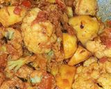 A picture of step 6 of Gobhi Aloo sabzi.