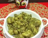 A picture of step 4 of Hariyali Aloo.