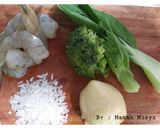 Foto langkah ke 1 dari resep Mpasi 4 Bintang "Bubur Udang Tofu Brokoli Pakcoy".