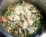 A picture of step 12 of Spinach Pasta.