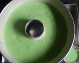 Foto langkah ke 5 dari resep Bolu Pandan Lembut No Seret.