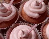 A picture of step 8 of Vickys Strawberry Milkshake Cupcakes, GF DF EF SF NF.