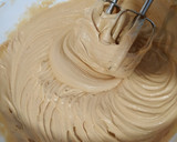 Foto del paso 9 de la receta: Bizcocho chocolate relleno de dulce de leche