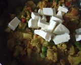 A picture of step 3 of Gobhi Paneer.