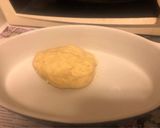 A picture of step 1 of Cheeslings.