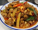 รูปขั้นตอนการทำที่ 4 ของ กระดูกหมูอ่อนคั่วพริกแกงใต้