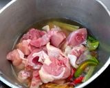 รูปขั้นตอนการทำที่ 3 ของ ไก่ต้มใบกระเจี๊ยบ