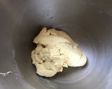 Une image de l'étape 3 de Pâte brisée au lait et alcool de poires.
