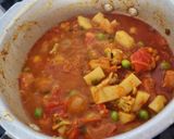 A picture of step 4 of Bhajipav in pressure cooker.