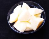 A picture of step 2 of Jicama Salad (Shank aloo salad).