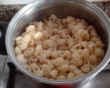 Foto del paso 1 de la receta: Revuelto de patatas y pasta