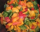 Foto del paso 3 de la receta: Pisto de pimentones coloridos