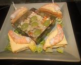 Foto del paso 8 de la receta Ensaladilla con triángulos de queso y gambas