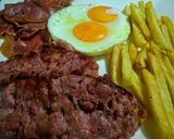 Foto del paso 1 de la receta: HUEVOS Fritos, Chorizo Argentino y Jamón serrano