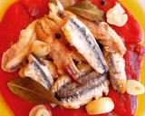 Foto del paso 9 de la receta: Boquerones en escabeche con pimientos del piquillo confitados